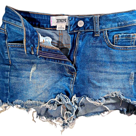 PINK DENIM HIGHWAISTED CUTOFF SHORTS SIZE 4. - Picture 1 of 5